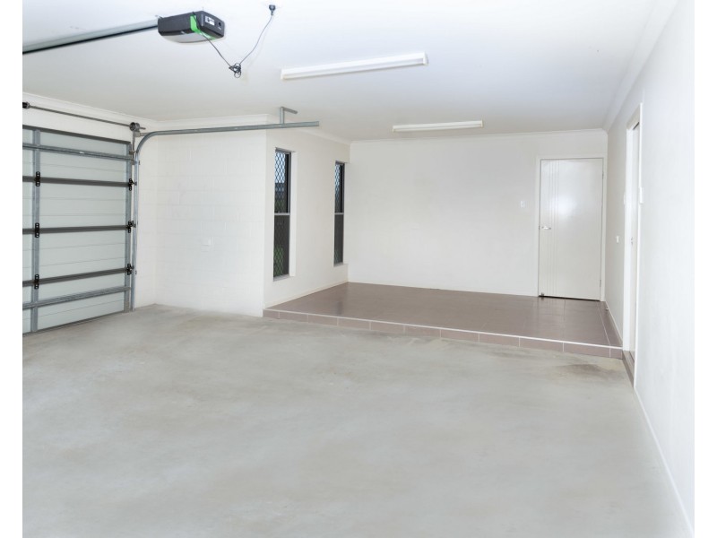 30 Blackmur Street, Marian QLD 4753