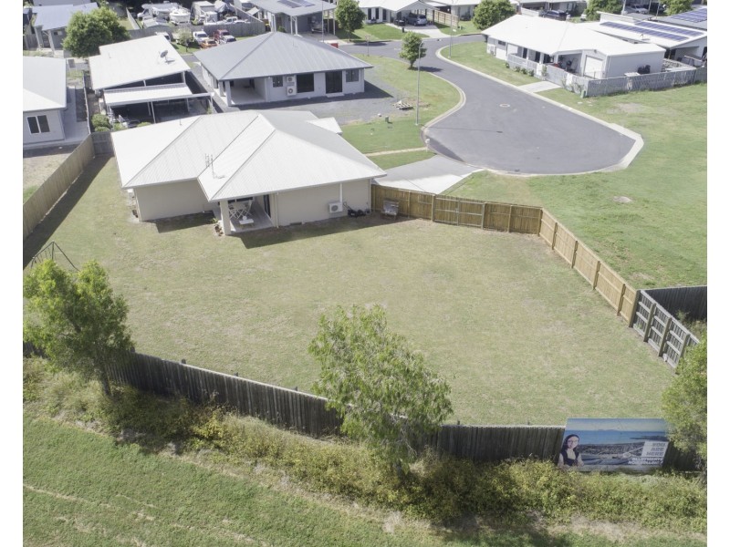 6 Merle Court, Bucasia QLD 4750