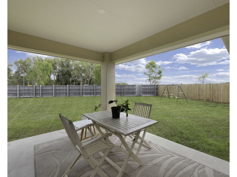 6 Merle Court, Bucasia QLD 4750