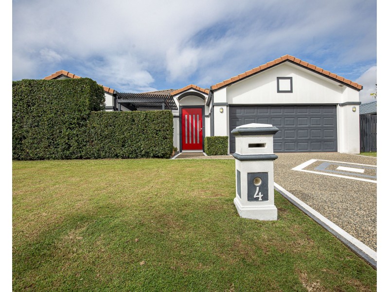 4 Angelina Avenue, Glenella QLD 4740