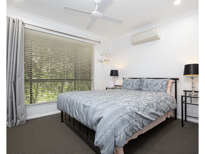 4 Angelina Avenue, Glenella QLD 4740