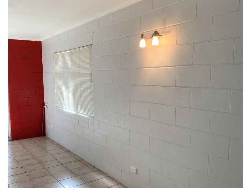 1/5 Jansen Street, Slade Point QLD 4740