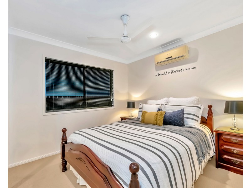 6 Slater Avenue, Blacks Beach QLD 4740