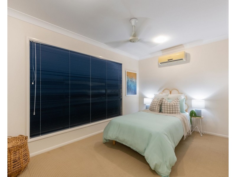 6 Slater Avenue, Blacks Beach QLD 4740