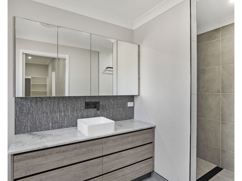 36 Scott Street, South Mackay QLD 4740
