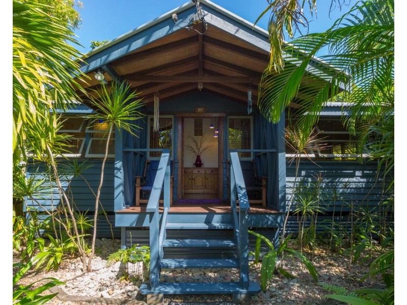 15 Tait Street, West Mackay QLD 4740