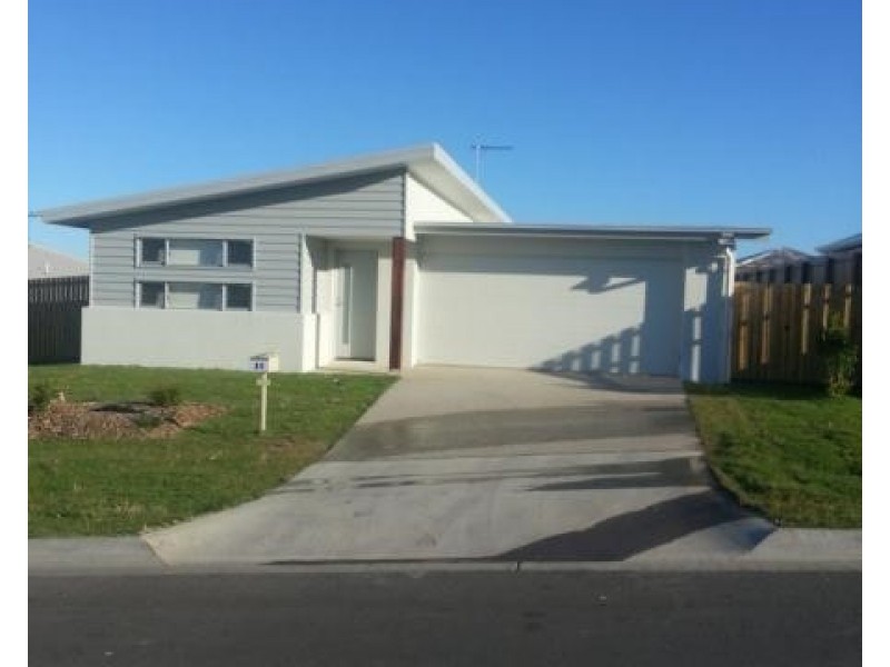 15 Hinze Circuit, Rural View QLD 4740