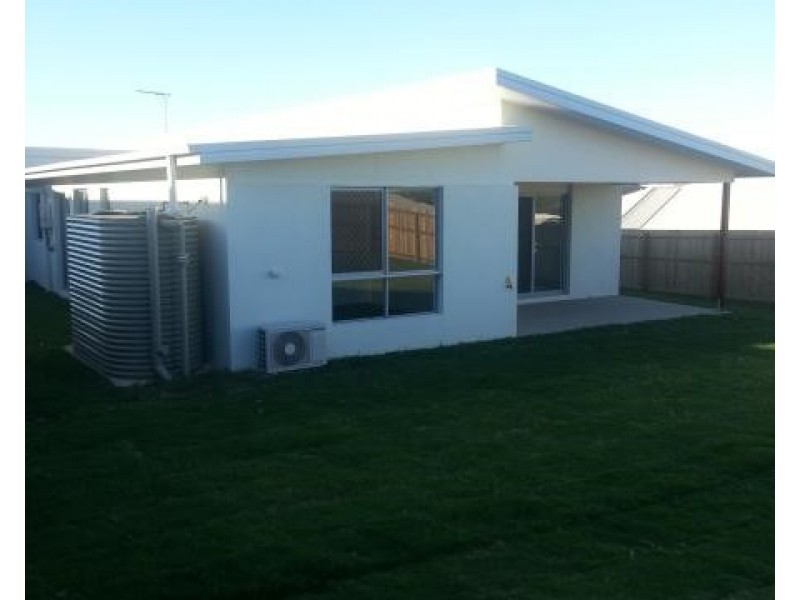 15 Hinze Circuit, Rural View QLD 4740