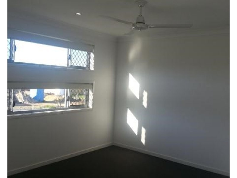 15 Hinze Circuit, Rural View QLD 4740