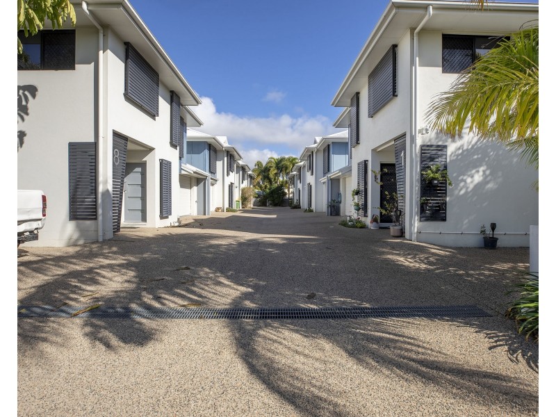 1/235 Evan Street, South Mackay QLD 4740