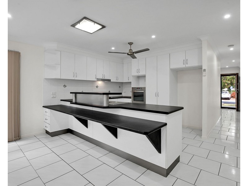 15 Montys Place, North Mackay QLD 4740