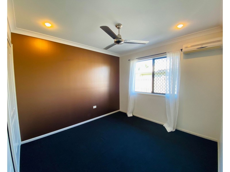 25 Cutfield Street, Glenella QLD 4740