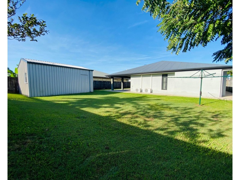 25 Cutfield Street, Glenella QLD 4740