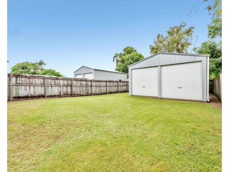 1/11 Gentle Avenue, Bucasia QLD 4750