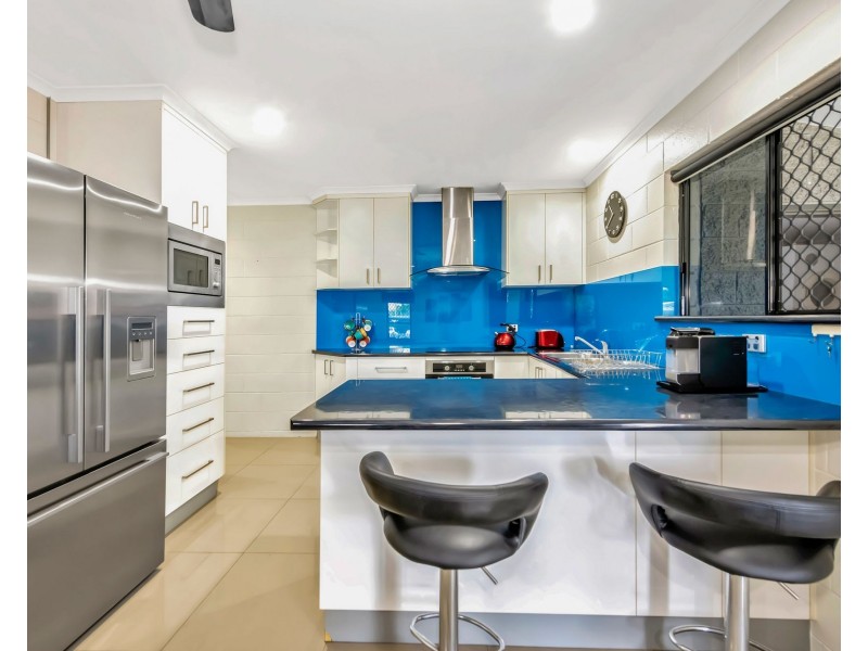 1/11 Gentle Avenue, Bucasia QLD 4750