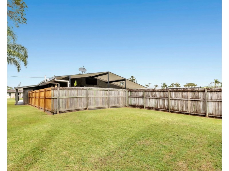 1/11 Gentle Avenue, Bucasia QLD 4750