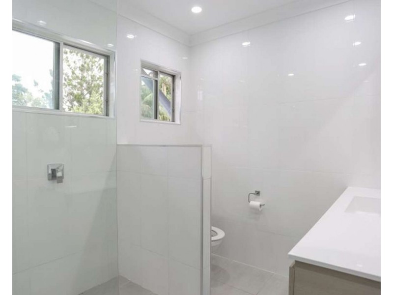 7 St Bees Ave, Bucasia QLD 4750