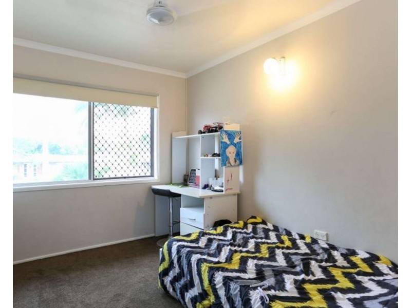7 St Bees Ave, Bucasia QLD 4750