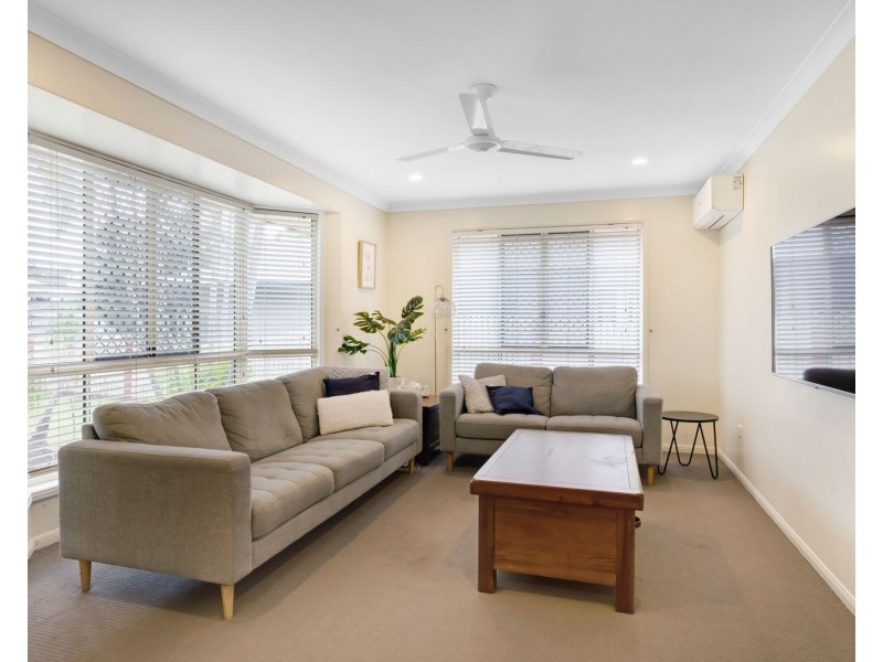 3 Douglas Crescent, Rural View QLD 4740