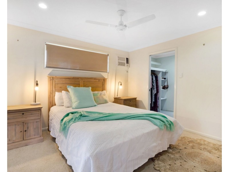 3 Douglas Crescent, Rural View QLD 4740