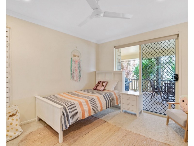 3 Douglas Crescent, Rural View QLD 4740