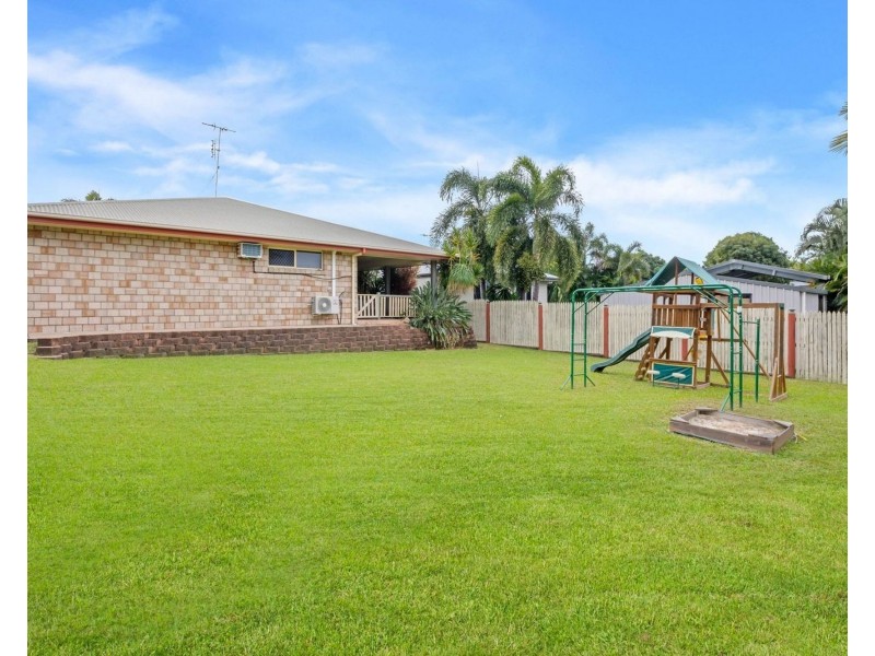 3 Douglas Crescent, Rural View QLD 4740