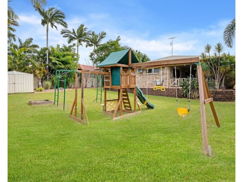 3 Douglas Crescent, Rural View QLD 4740