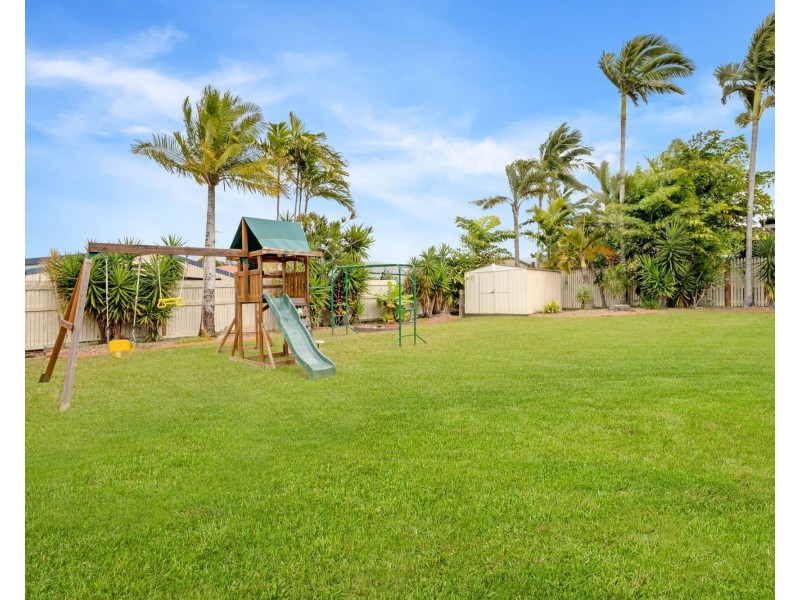 3 Douglas Crescent, Rural View QLD 4740