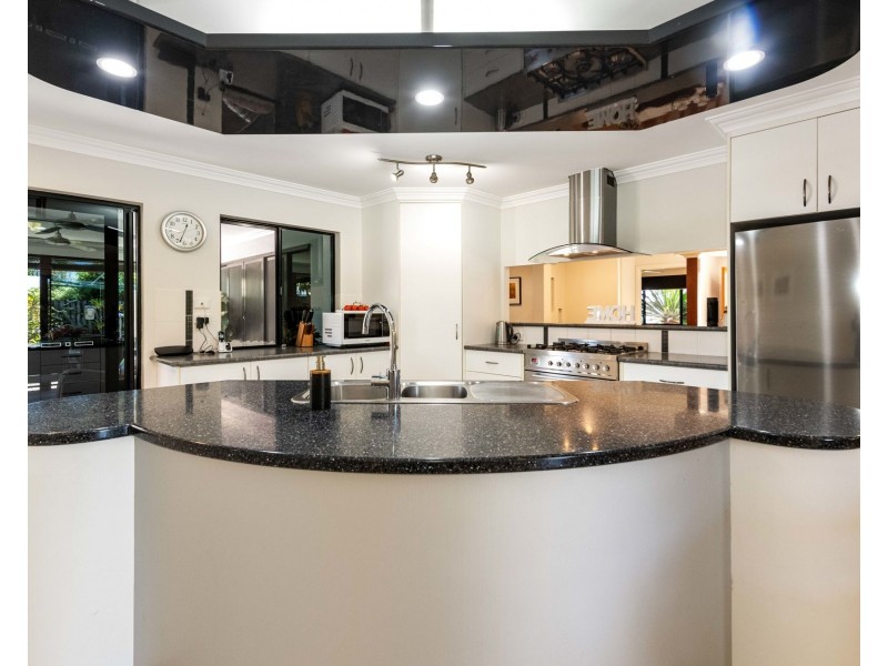 3 Cutfield Street, Glenella QLD 4740
