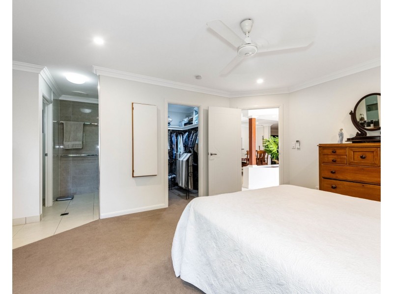 3 Cutfield Street, Glenella QLD 4740