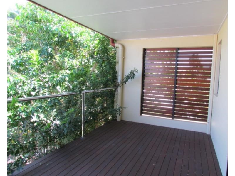 4/6A Petersen Street, North Mackay QLD 4740