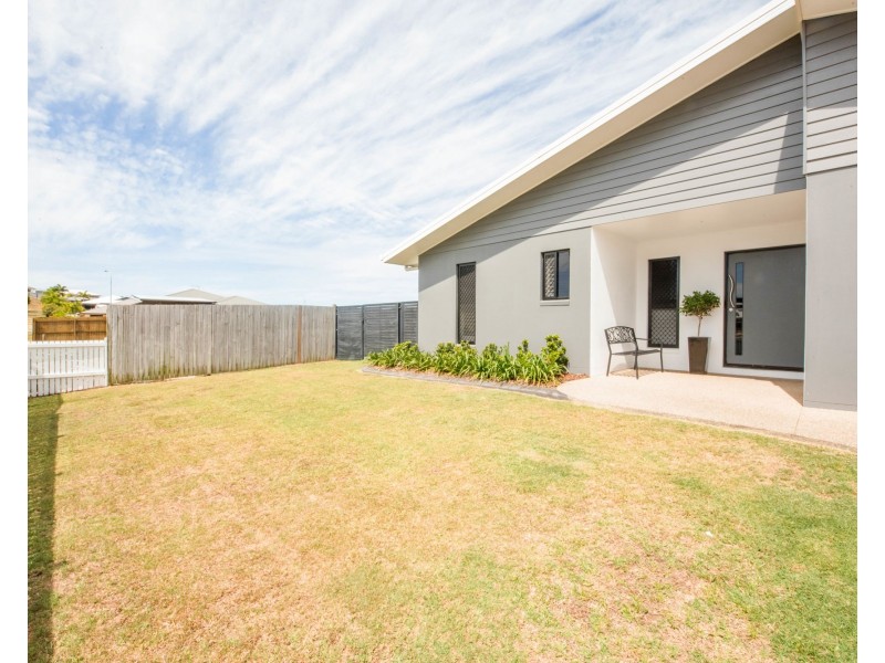 15 Rudd Street, Rural View QLD 4740