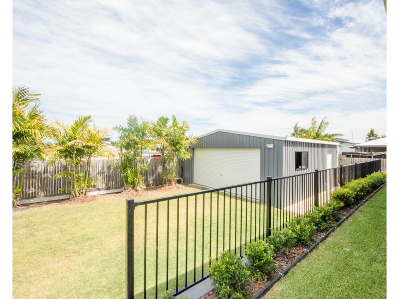 15 Rudd Street, Rural View QLD 4740