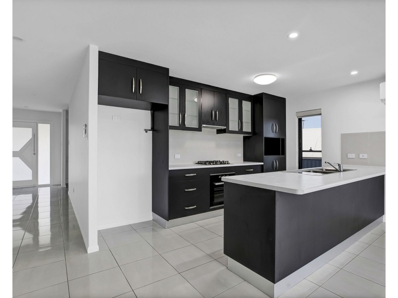 47 Dobinson Street, Bucasia QLD 4750