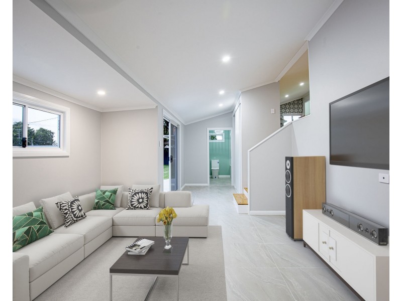 8 The Crescent, North Mackay QLD 4740