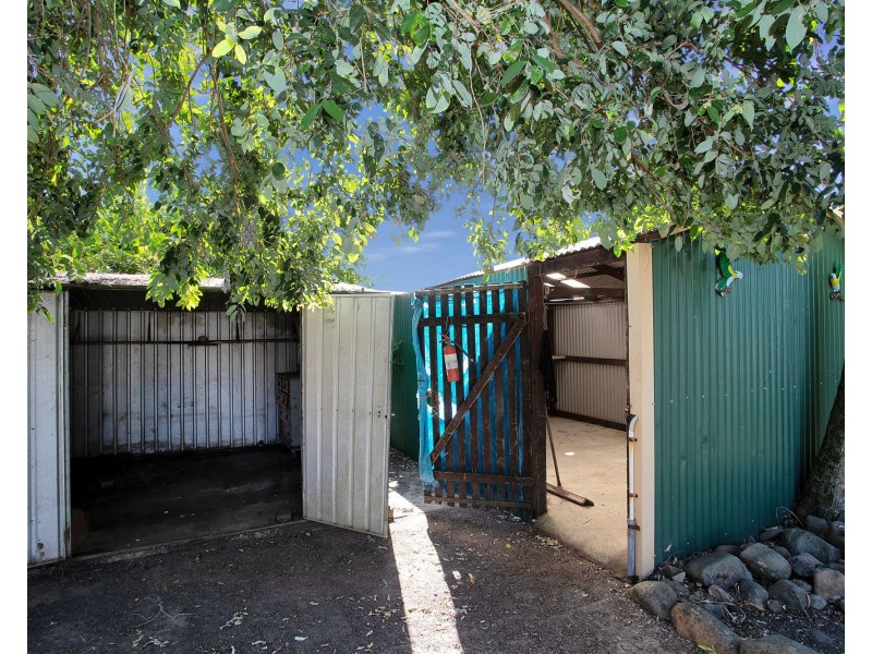 16 Peak Downs Highway, Walkerston QLD 4751