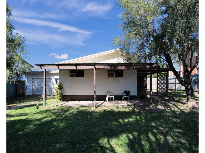 16 Peak Downs Highway, Walkerston QLD 4751