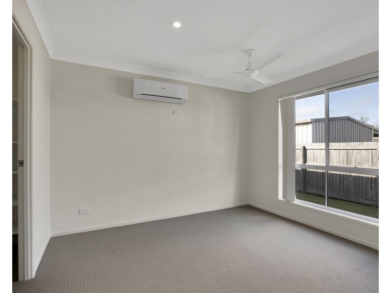 29 Dickens Avenue, Ooralea QLD 4740