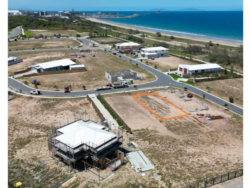 30 Seashore Crescent, Mackay Harbour QLD 4740