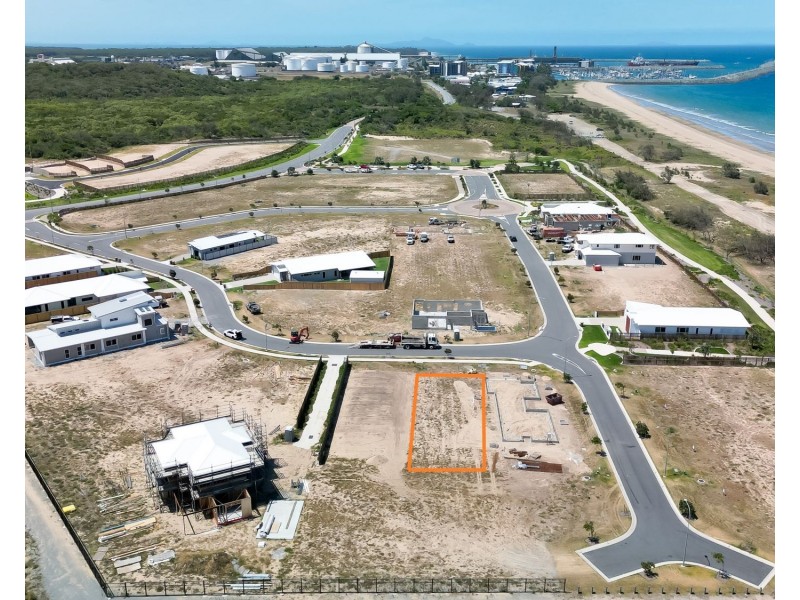 30 Seashore Crescent, Mackay Harbour QLD 4740