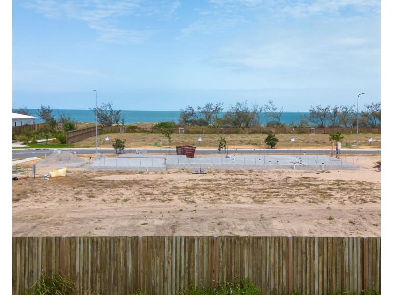 30 Seashore Crescent, Mackay Harbour QLD 4740