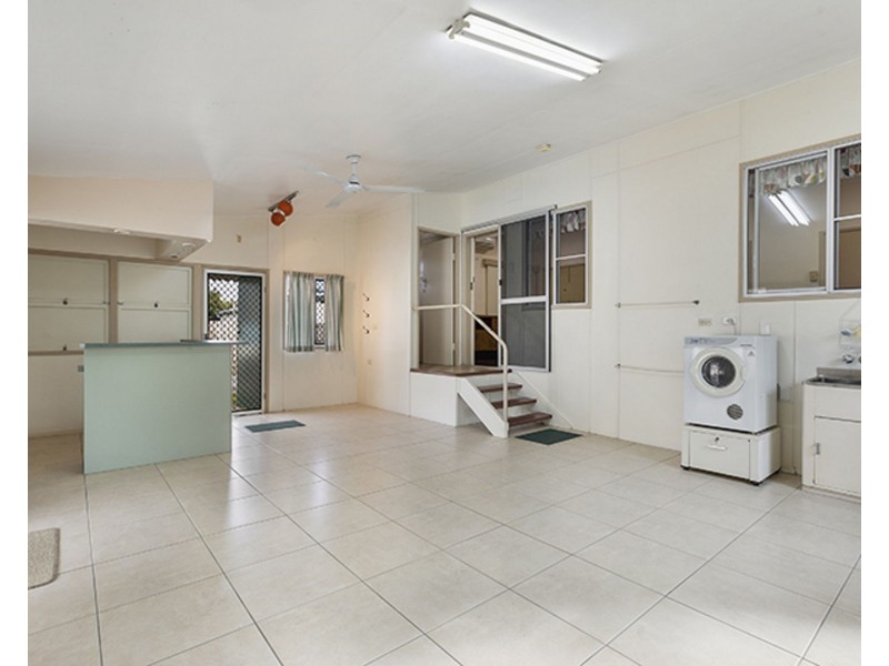 37 Pratt Street, South Mackay QLD 4740