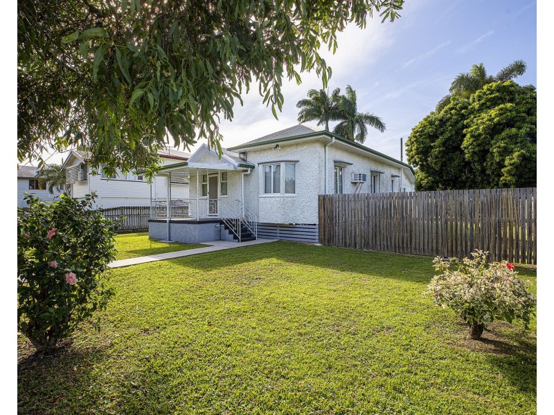17 Hucker Street, Mackay QLD 4740