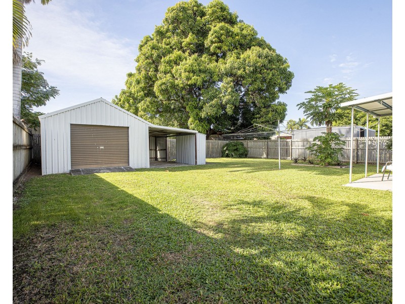 17 Hucker Street, Mackay QLD 4740