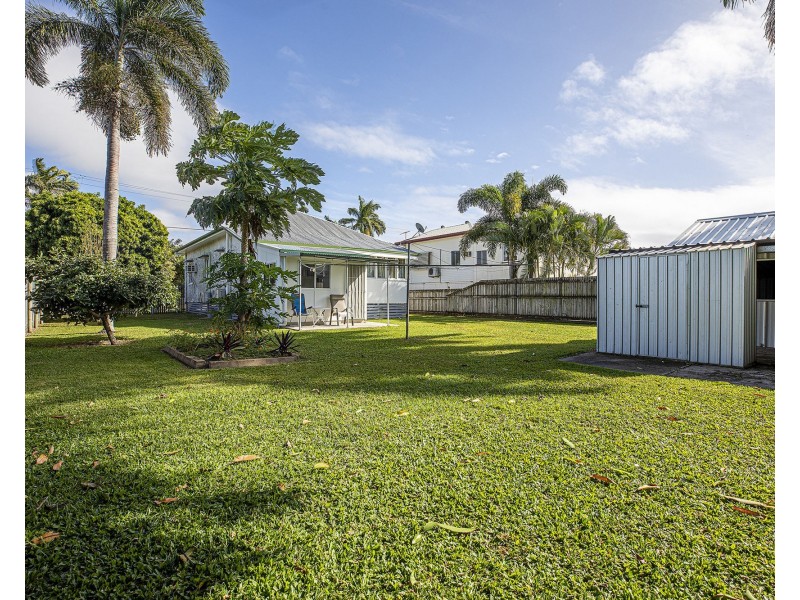 17 Hucker Street, Mackay QLD 4740