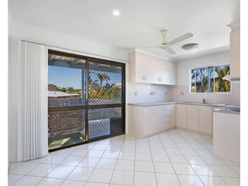 1 Dennis Street, South Mackay QLD 4740