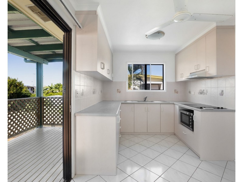 1 Dennis Street, South Mackay QLD 4740