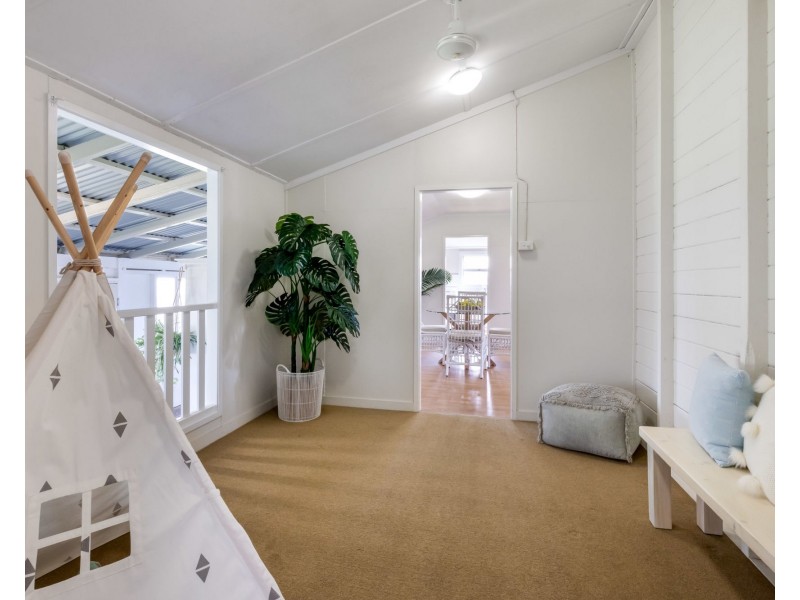 383 Bridge Road, West Mackay QLD 4740