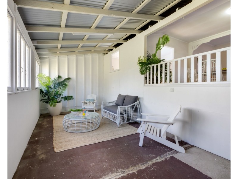 383 Bridge Road, West Mackay QLD 4740