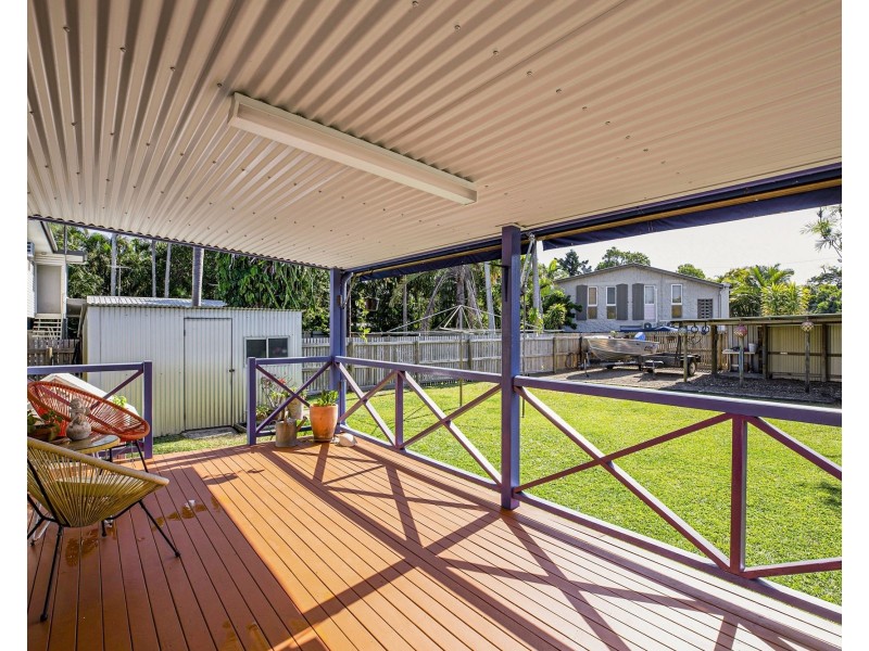 10 Downie Avenue, Bucasia QLD 4750